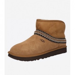 UGG Boots 'Classic Mini' in Braun