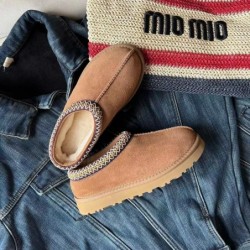 Modische Plüsch-Plateau-Hausschuhe für Kinder, Trend, Mini-Stiefel mit Fleecefutter, große Kinder, Hausschuhe für drinnen und draußen, kleine Kinder, rutschfeste Stiefel für Jungen, kurze Stiefeletten für Mädchen